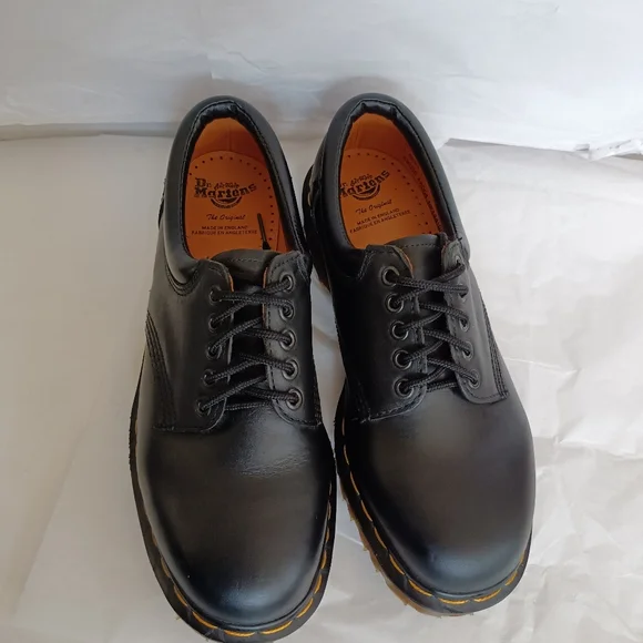 Dr. Martens | Shoes | Vtg Dr Martens 853 Leather Womens  display picture 1